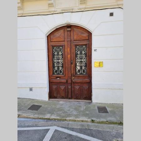 Lappart-Salonais 70M2 Avec Jacuzzi Privatif Kültér fotó